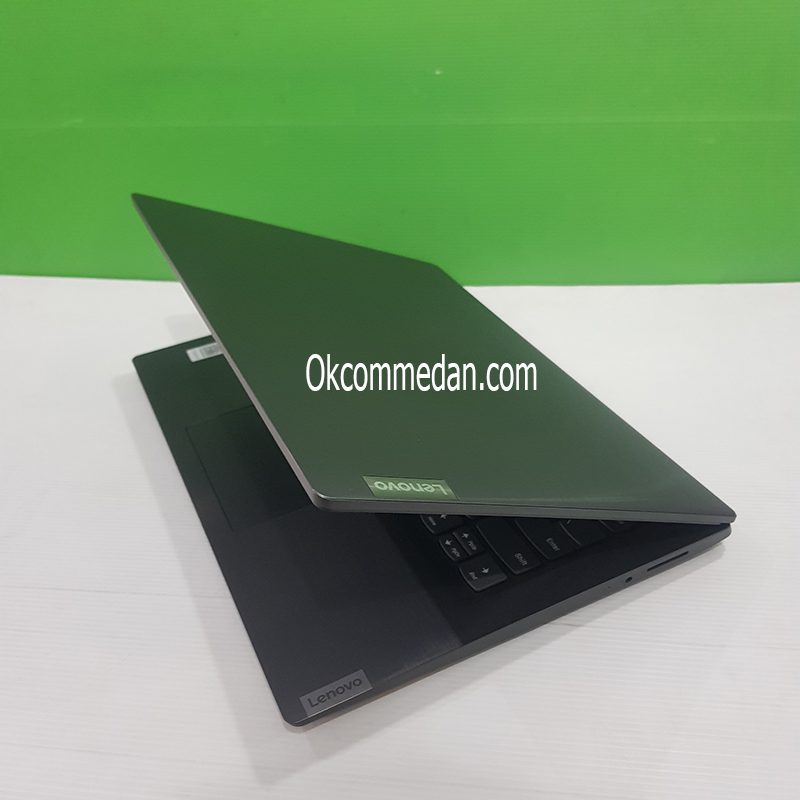 Lenovo V14-ADA Laptop AMD 3020e