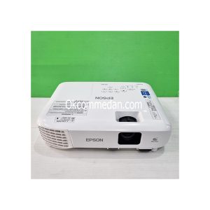 Jual Projector Epson EB- E01 XGA 3300 ansi lumens