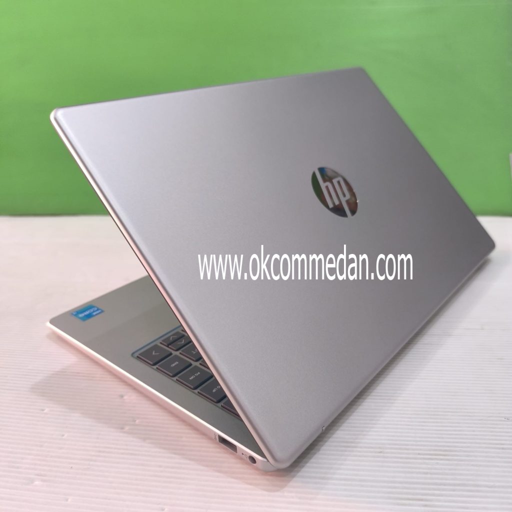Jual HP 14s- EP0261tu Laptop Intel Core i3 1315u