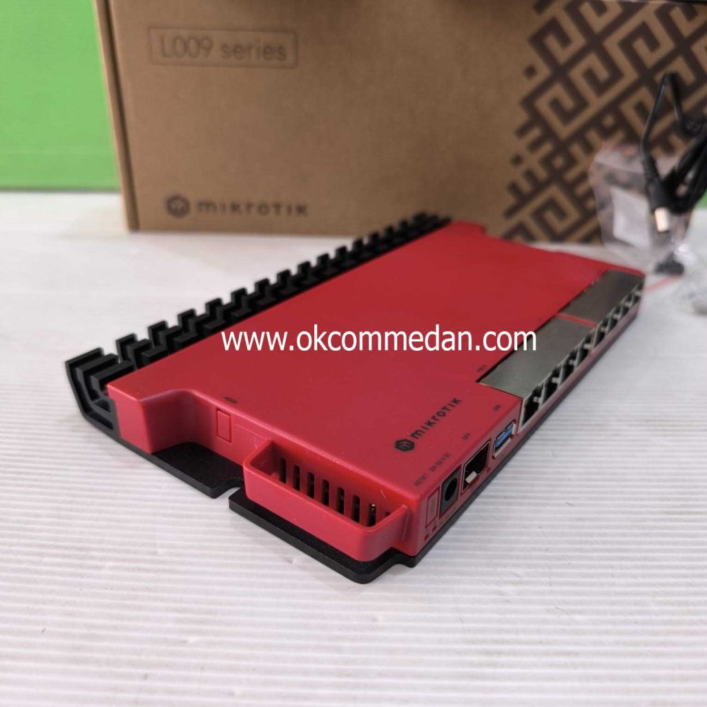 Harga Mikrotik L009UiGS-RM Router 8 port Rj45 Gigabit dan 1 port SFP
