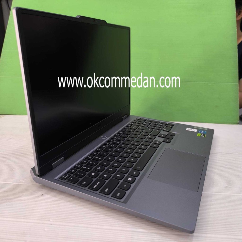 Harga Lenovo LOQ 15IRX10 Laptop Intel Core i7 13700HX